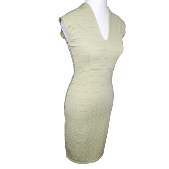 Absolutely Bodycon Sleeveless Dress Size Medium - Picture 3 of 8